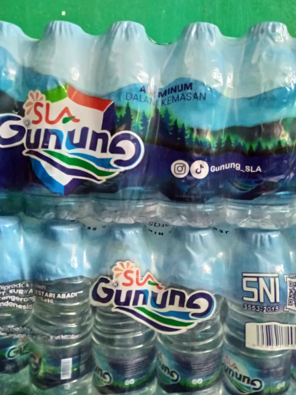Air gunung btl isi 220ml satu pack
