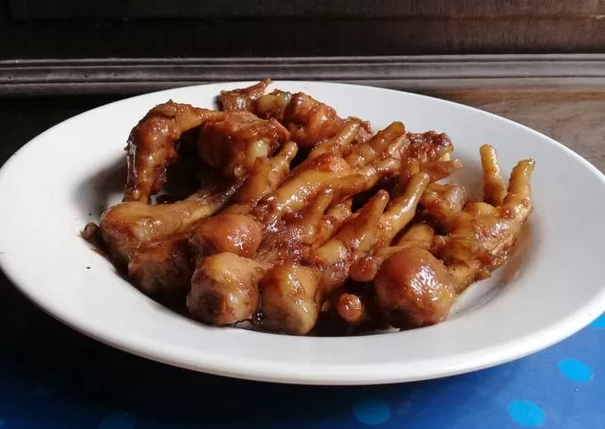 ceker ayam bacem