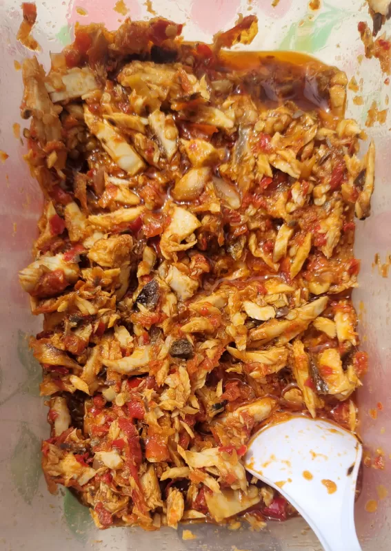 Ikan suwir pedes 100 ml