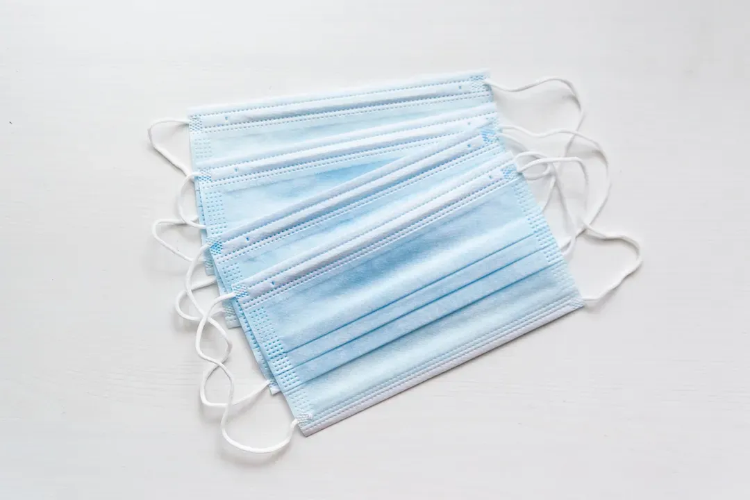 Masker Medis 3 Ply isi 50