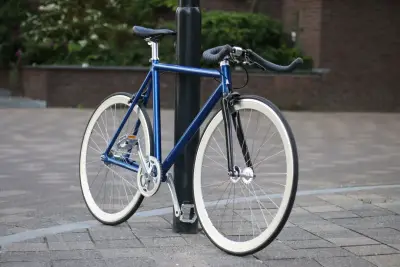 Sepeda Fixie Biru