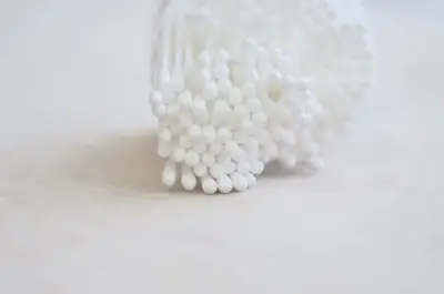 Cotton Bud