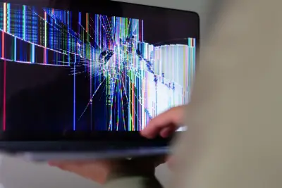 Ganti LCD Laptop