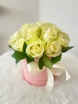 Bloom Box Mawar Putih