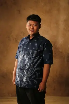 Kemeja Batik Lengan Pendek Biru Tua
