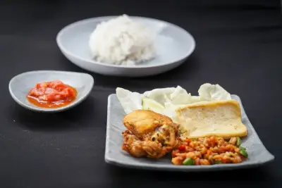 Nasi Ayam Penyet + Tahu Tempe