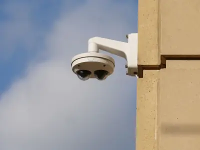 Kamera Dome Dual Lens