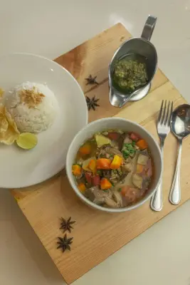 Paket Soto Ayam + Nasi