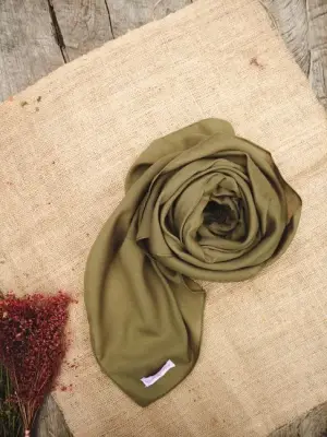 Jilbab Segi Empat Polos Olive