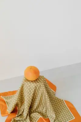 Kerudung Segi Empat Motif Polkadot