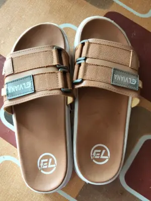 Sandal