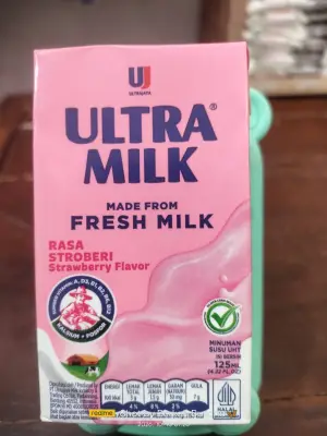 Susu ultra milk strawberry 125 ml