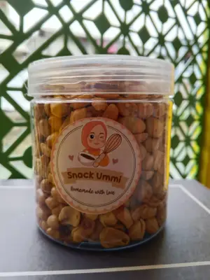 Kacang goreng renyah, garing dan empuk