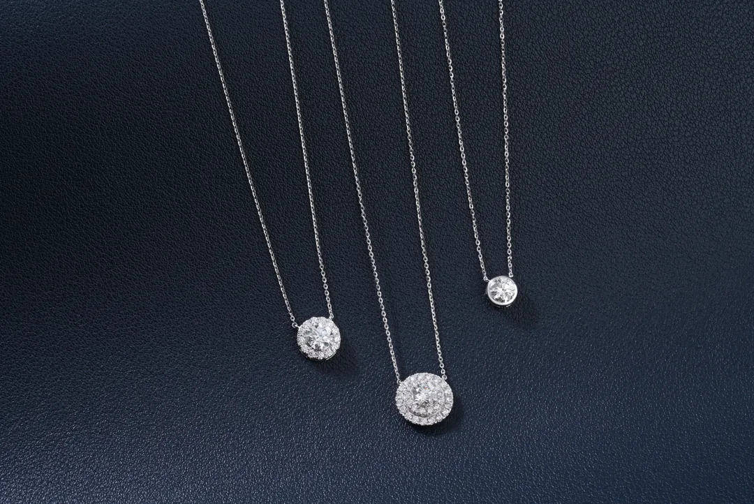Kalung Liontin Kristal Simpel