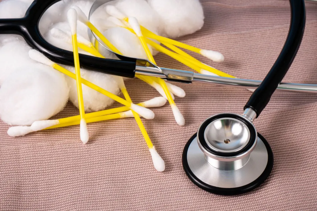 Cotton Bud & Kapas