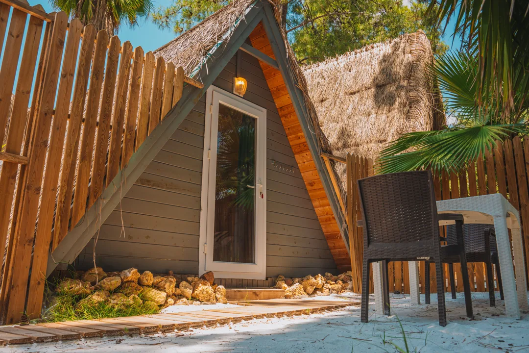 Glamping Kabin A-Frame / Malam