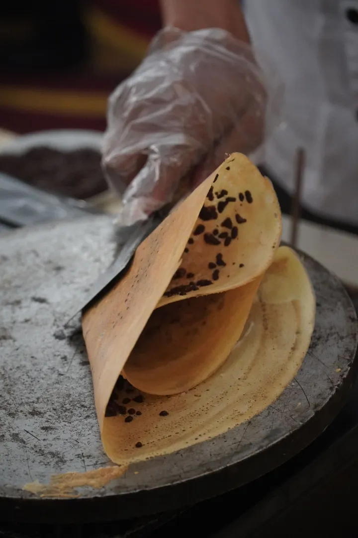 Martabak Tipis Kering Coklat