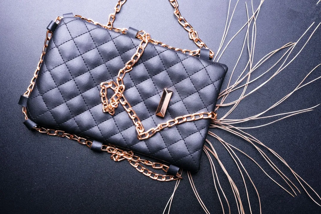 Tas Pesta Rantai Quilted