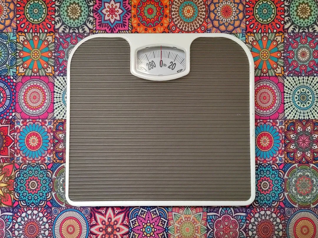 Timbangan Badan Analog