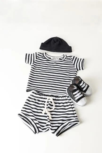 Setelan Baju Bayi Garis