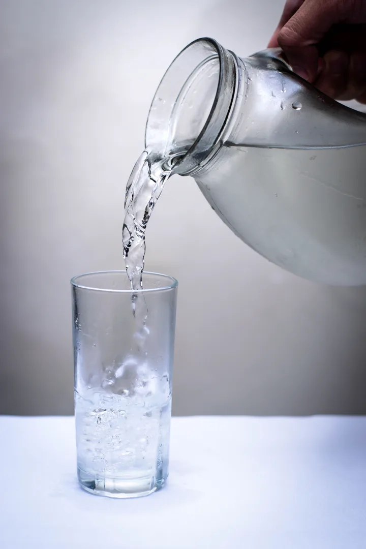 Air Minum Gelas / Teko