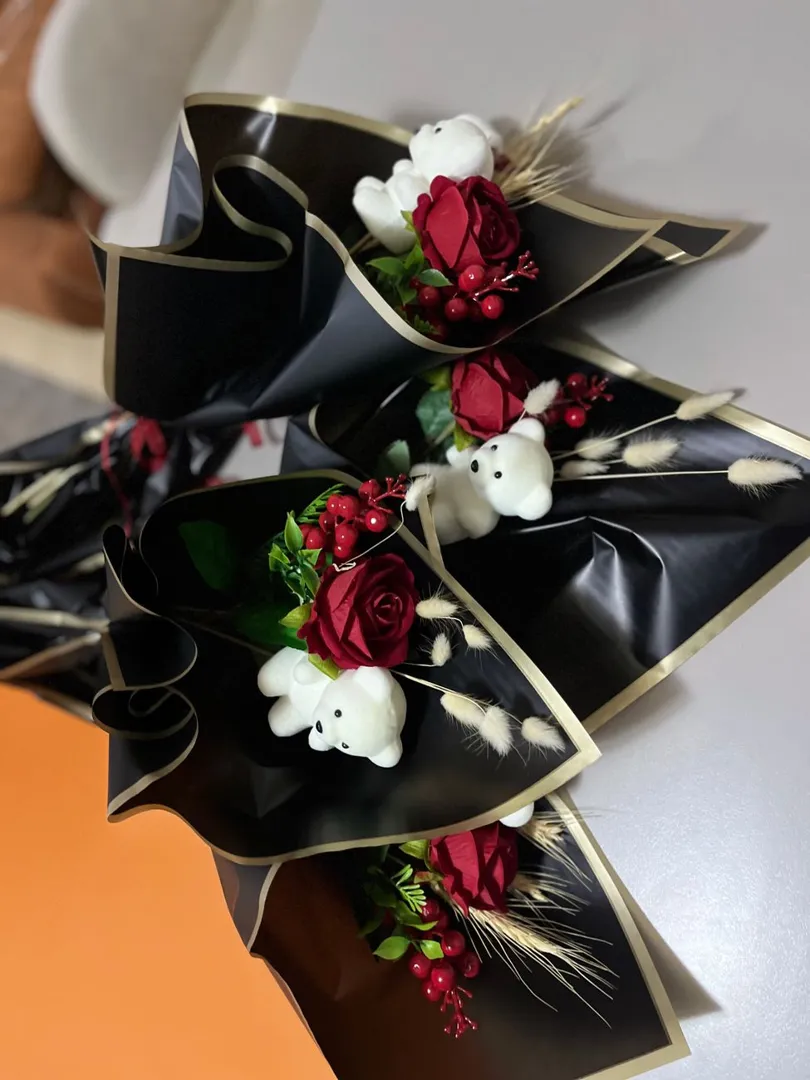 Buket Boneka Wrapping Hitam