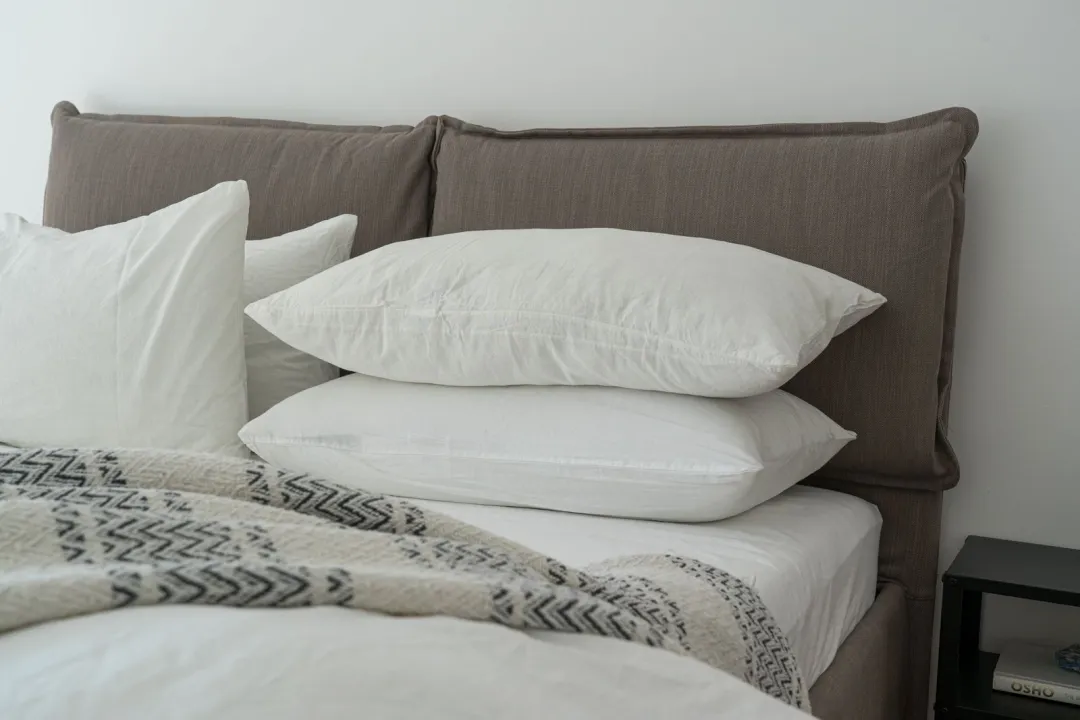 Bantal Hotel Premium