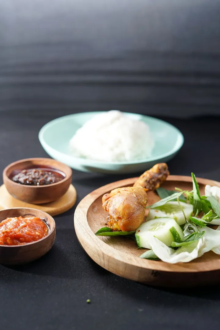 Ayam Goreng Bumbu Padang