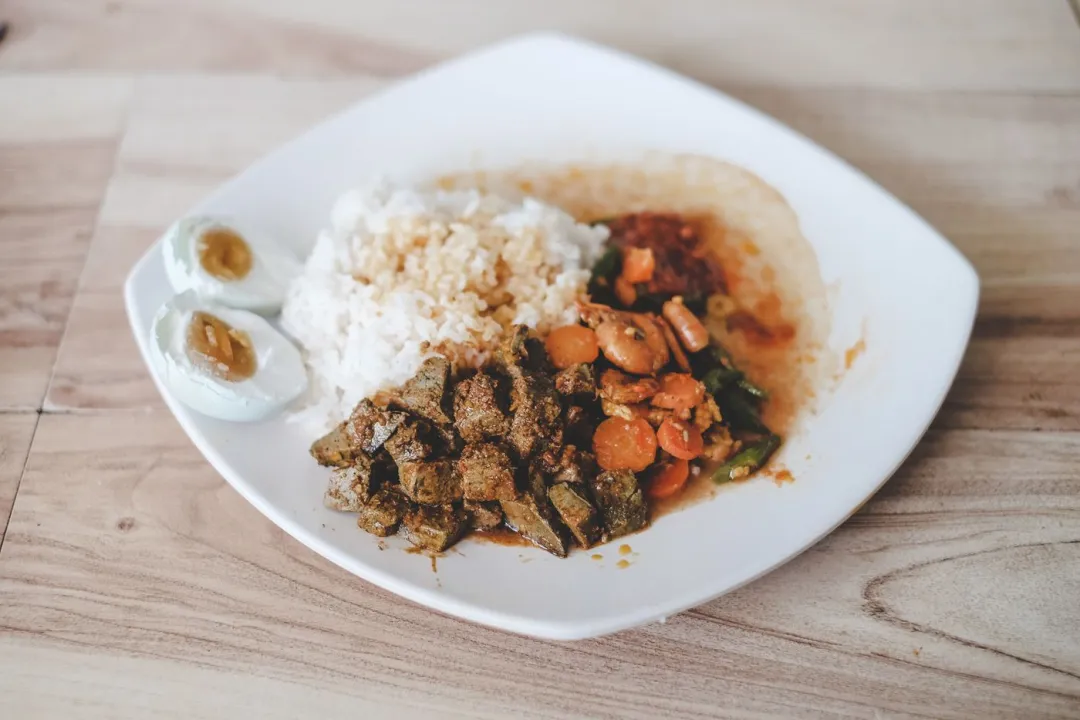 Nasi Sambal Goreng Ati + Telur Asin