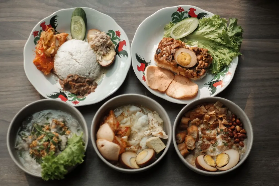 Paket Gudeg Komplit (Nasi, Telur, Lauk)