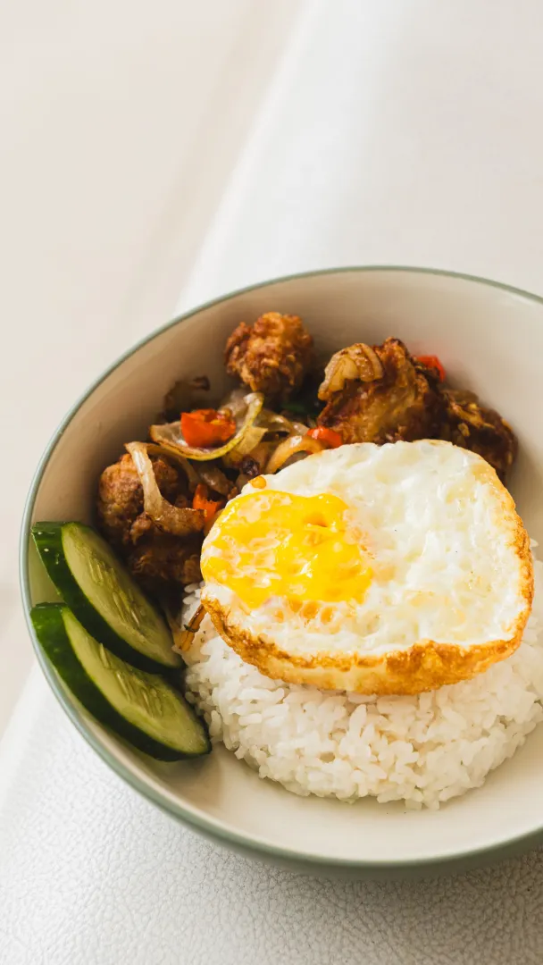 Nasi Telur Ceplok + Ayam Suwir