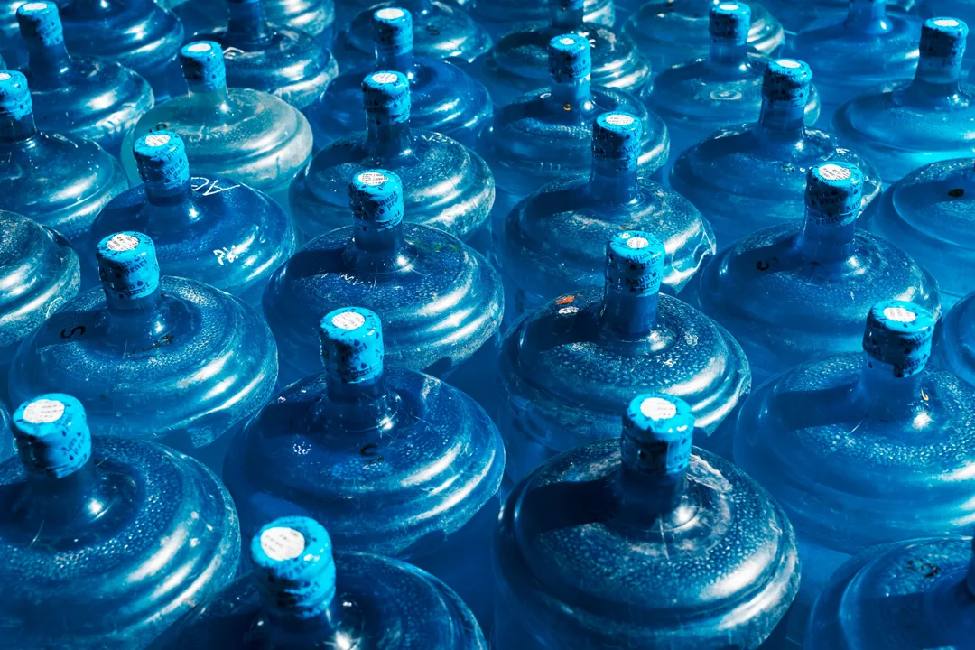 Isi Ulang Air Minum Galon 19 L
