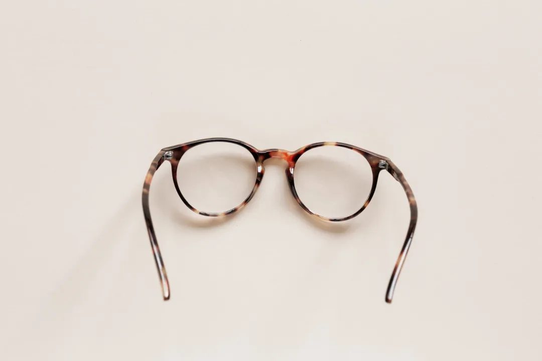 Frame Kacamata Bulat Motif Tortoise