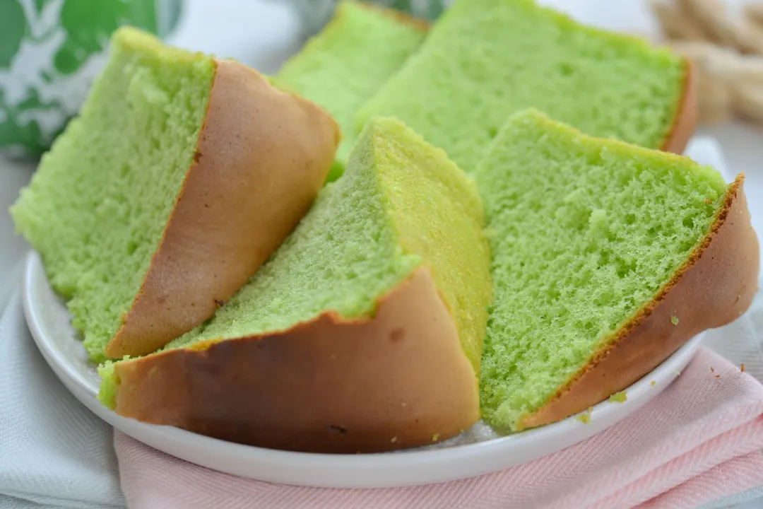 Bolu Pandan