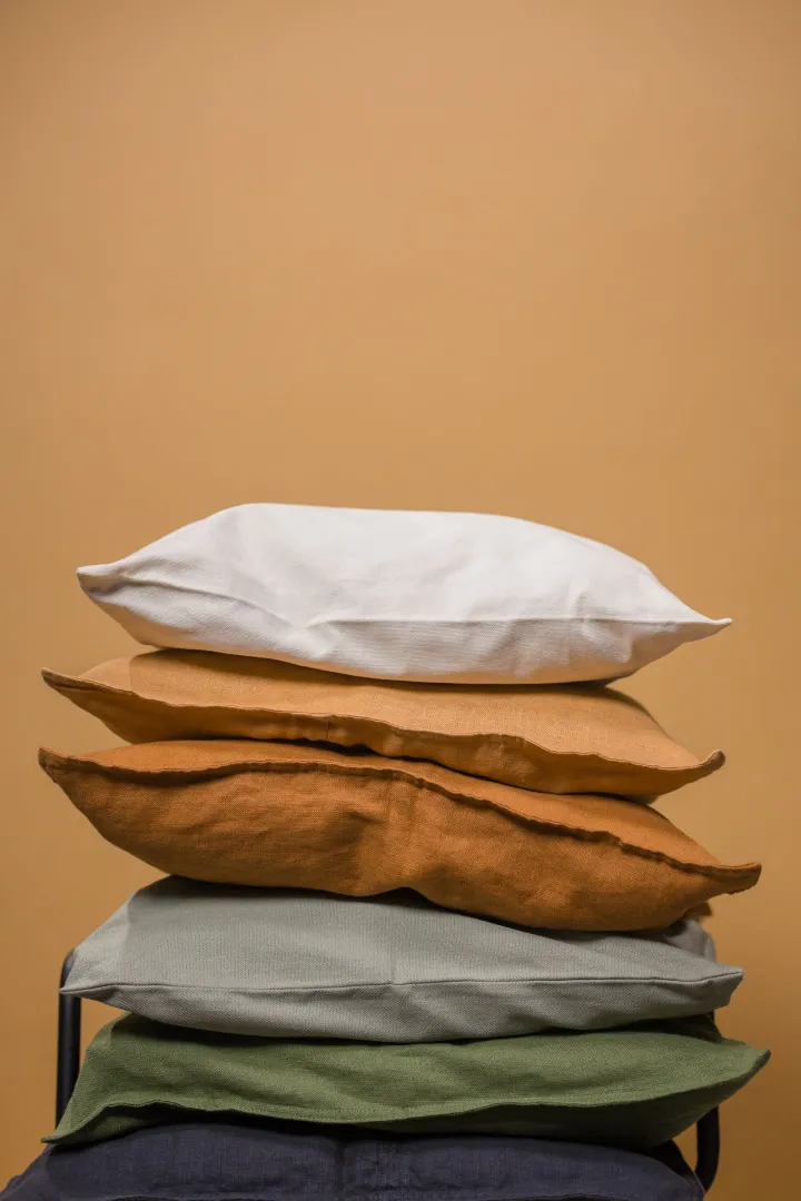 Bantal Warna-warni