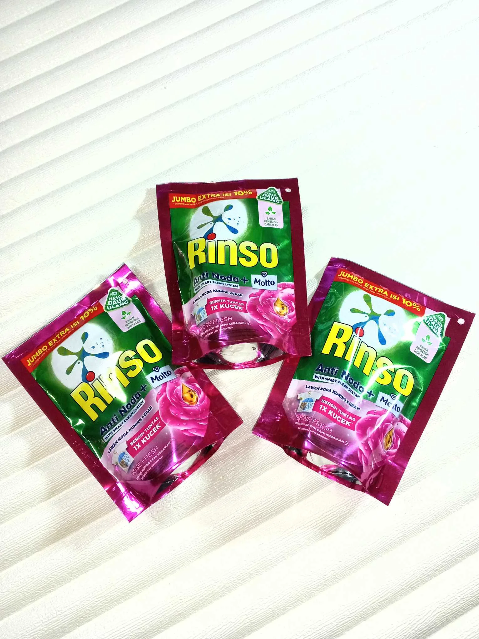 Rinso cair sachet