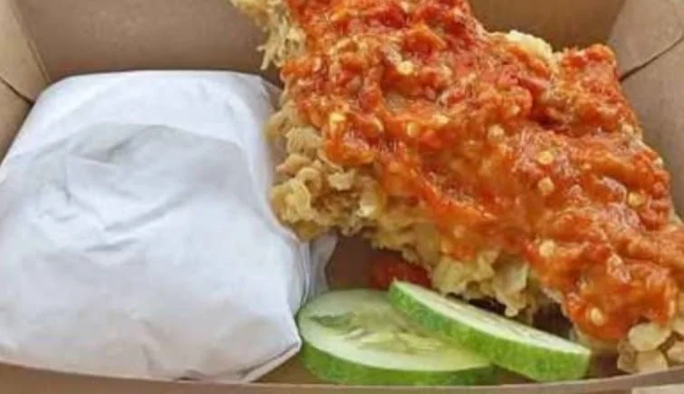 Ayam geprek alzahirah