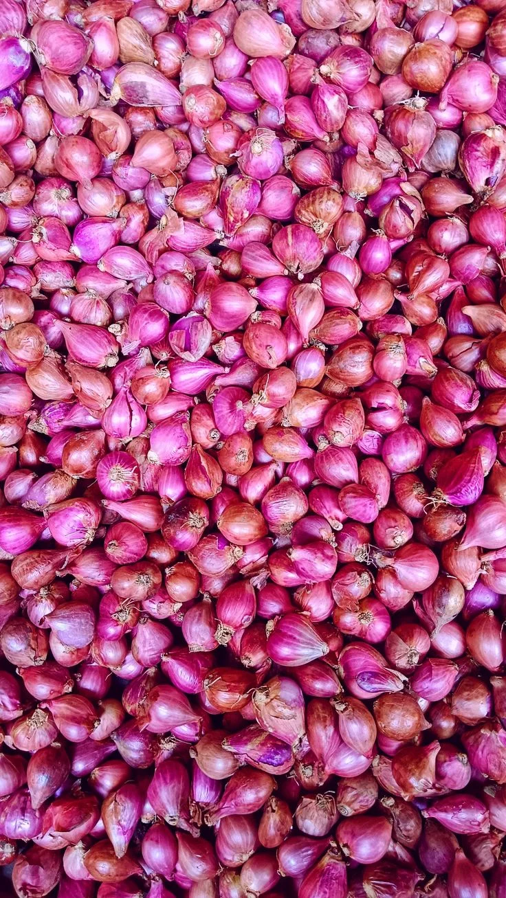 Bawang Merah menangis