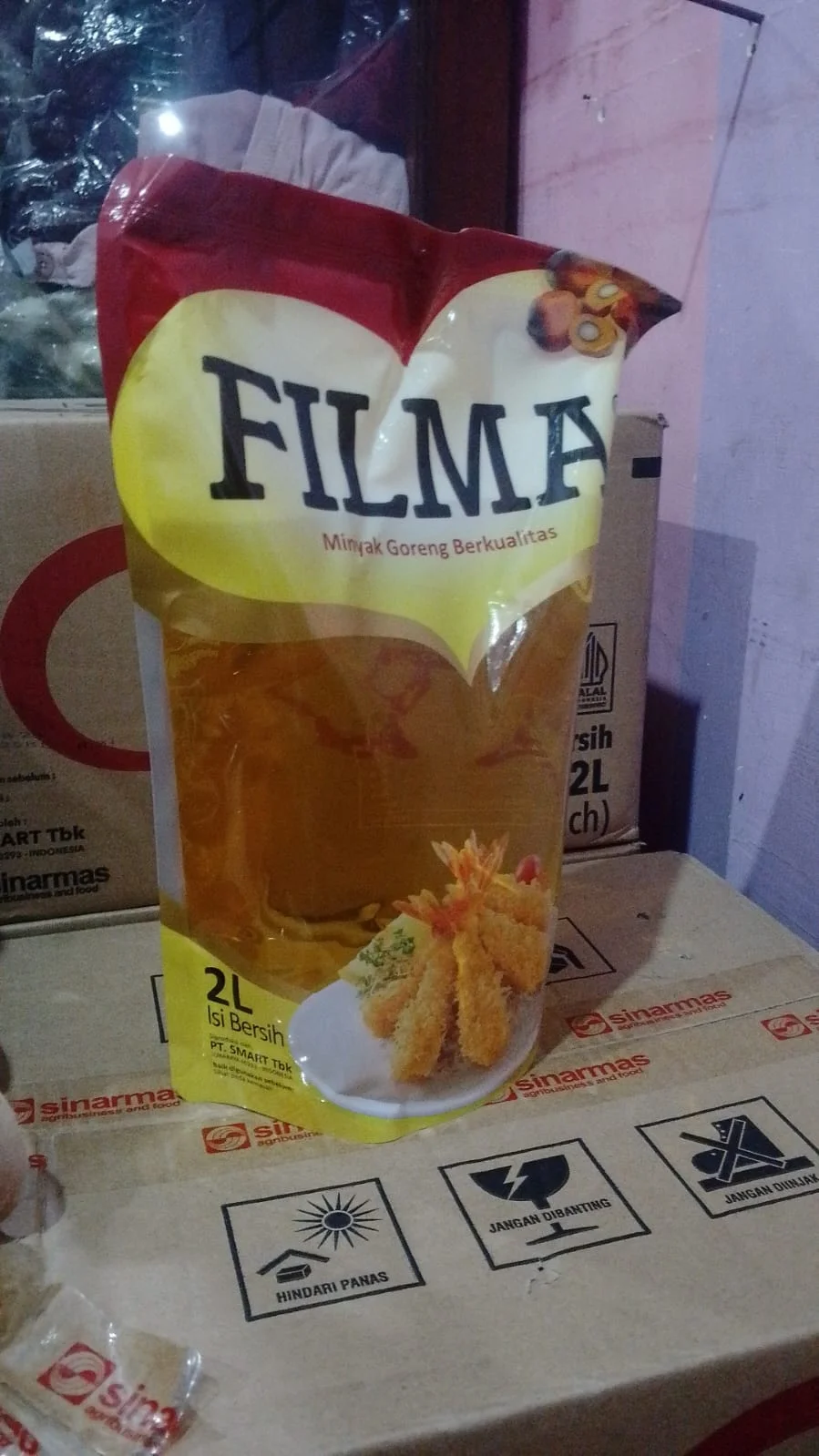 minyak Goreng Filma kemasan 2 liter, harga jual 43.000 lalu kalau kirim adakah tambahan ongkir di w
