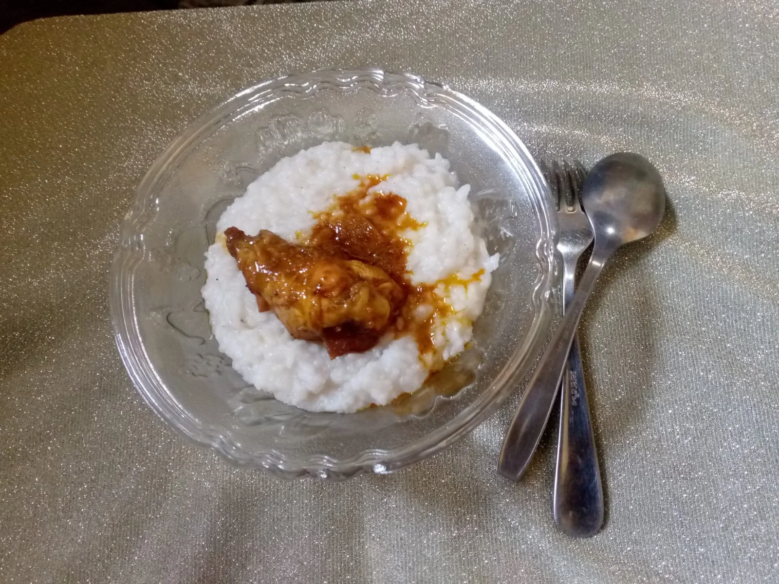 Bubur tim toping ayam bumbu bali