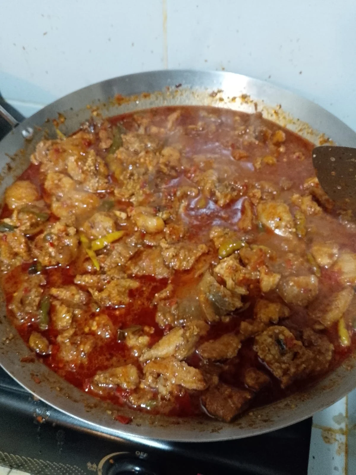 Tetelan kepala sapi kesurupan