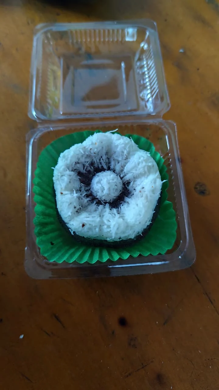 Putuh Ayu Ketan Hitam