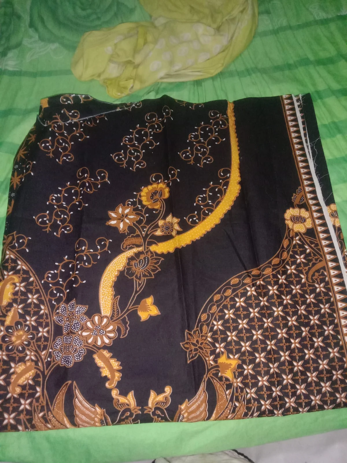 Batik Kembang Pete