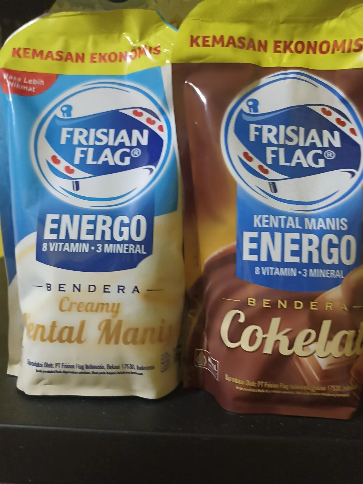 Frisian flag coklat dan putih