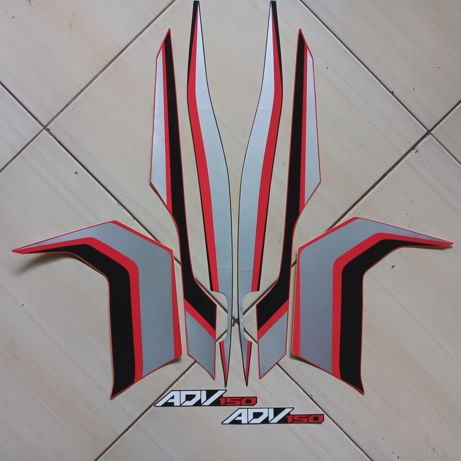 stiker motor adv 150 2019 merah
