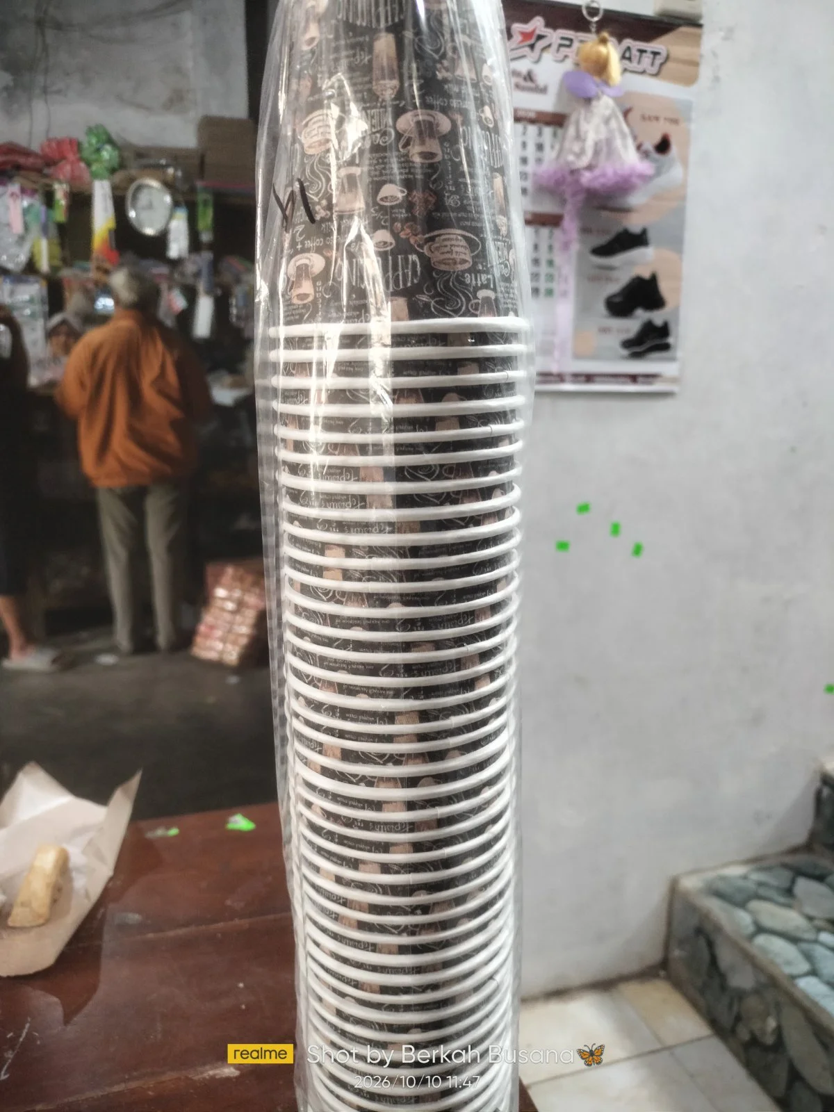 Gelas kopi poom
