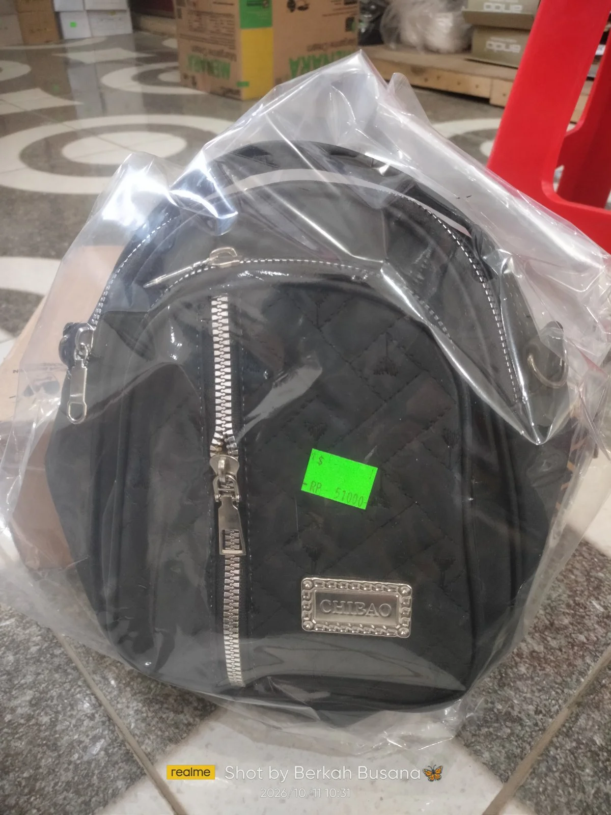 Tas cewek small hitam