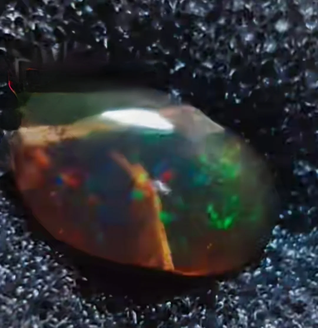 Black Opal Kalimaya Teh Banten