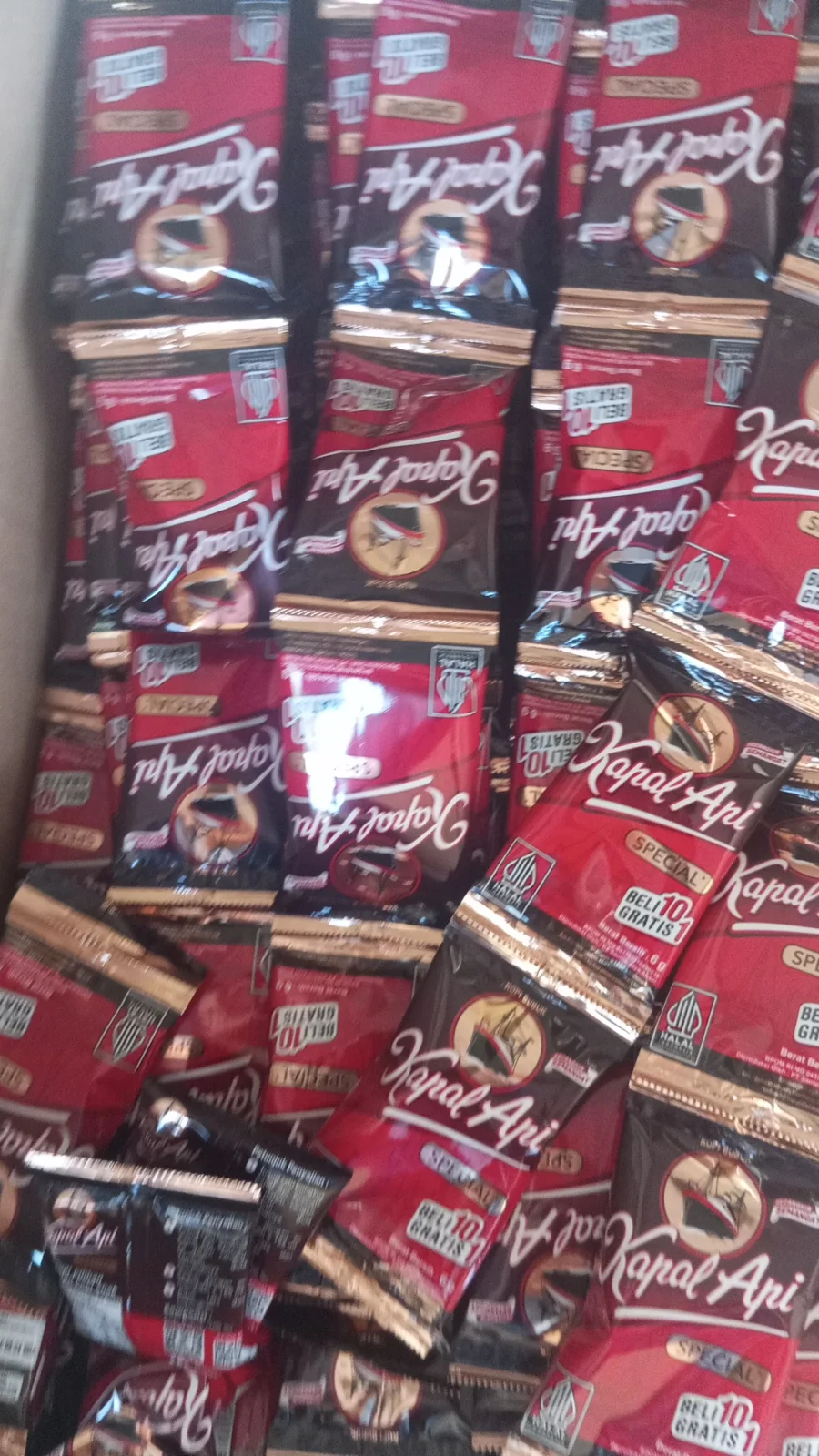 Kopi Kapal Api mini sachet 10+1