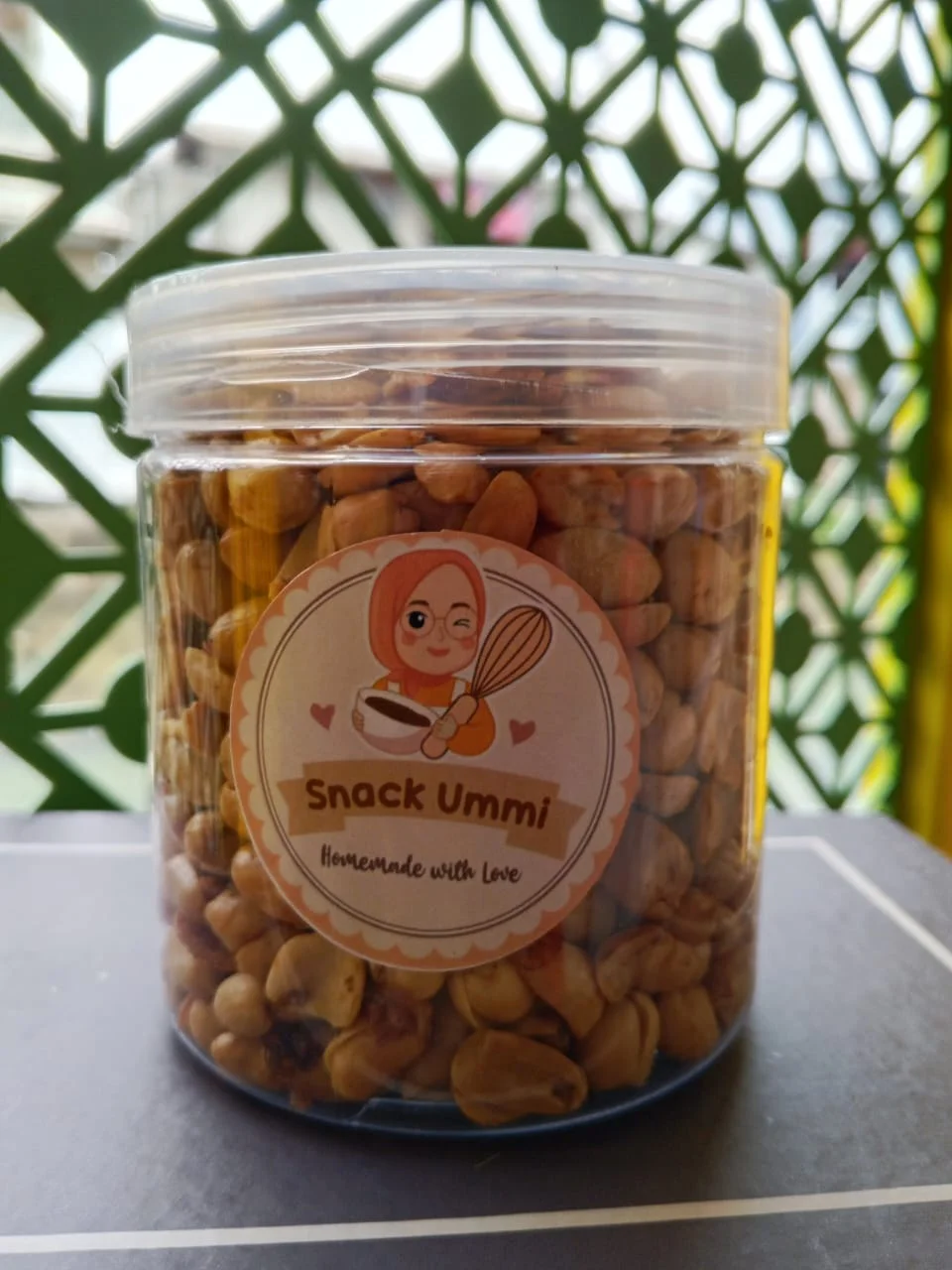 Kacang goreng renyah, garing dan empuk